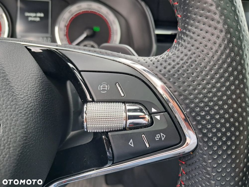 Skoda Kamiq 1.5 TSI Monte Carlo DSG - 27