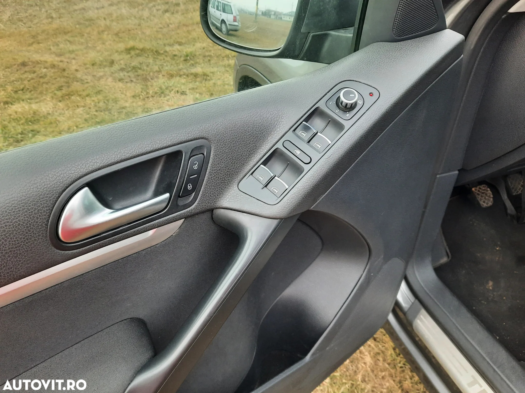 Volkswagen Tiguan 2.0 TDI BMT Sport & Style - 11