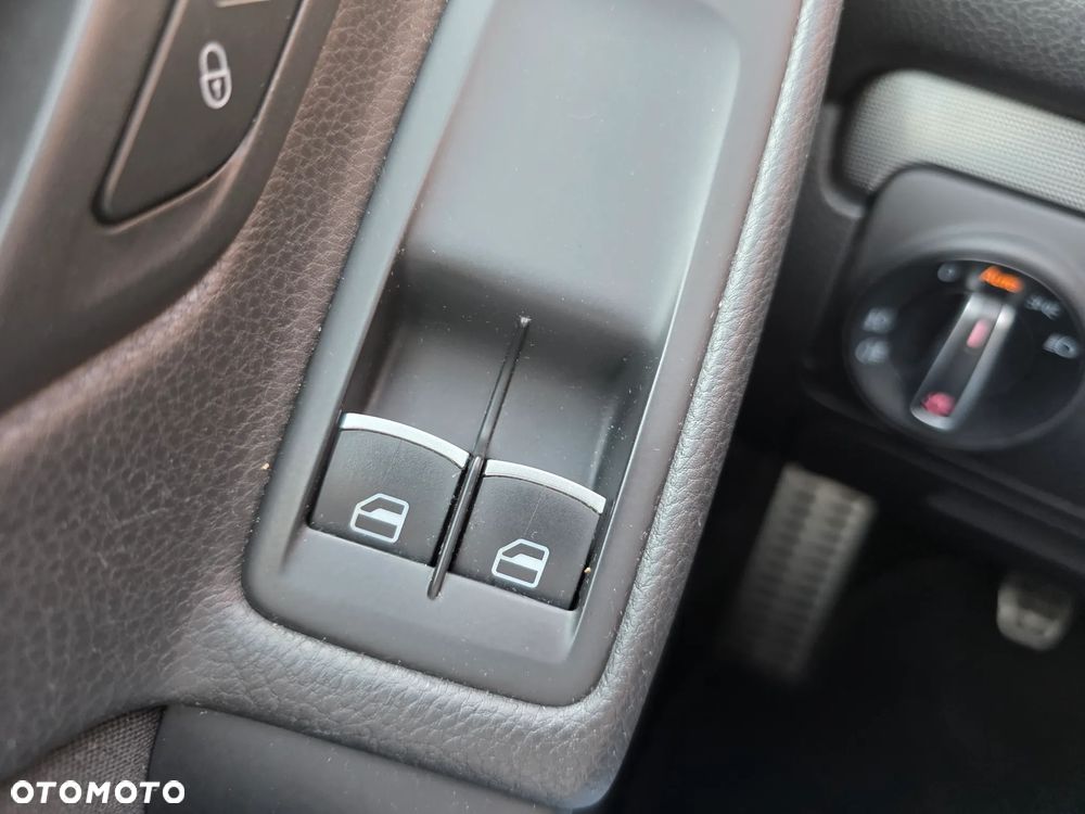 Volkswagen Golf 1.2 TSI BlueMotion Technology Style - 34
