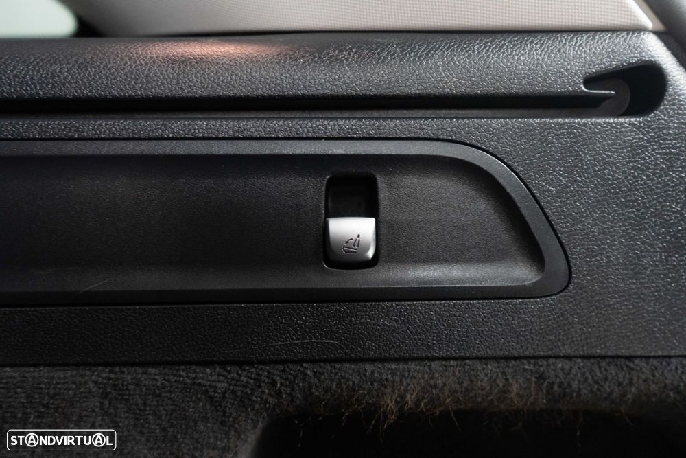 Mercedes-Benz GLC 300 e 4Matic - 14