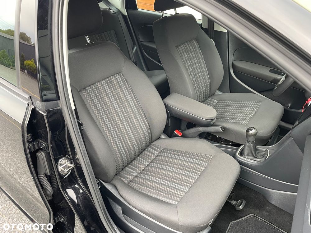 Volkswagen Polo 1.0 (Blue Motion Technology) SOUND - 16