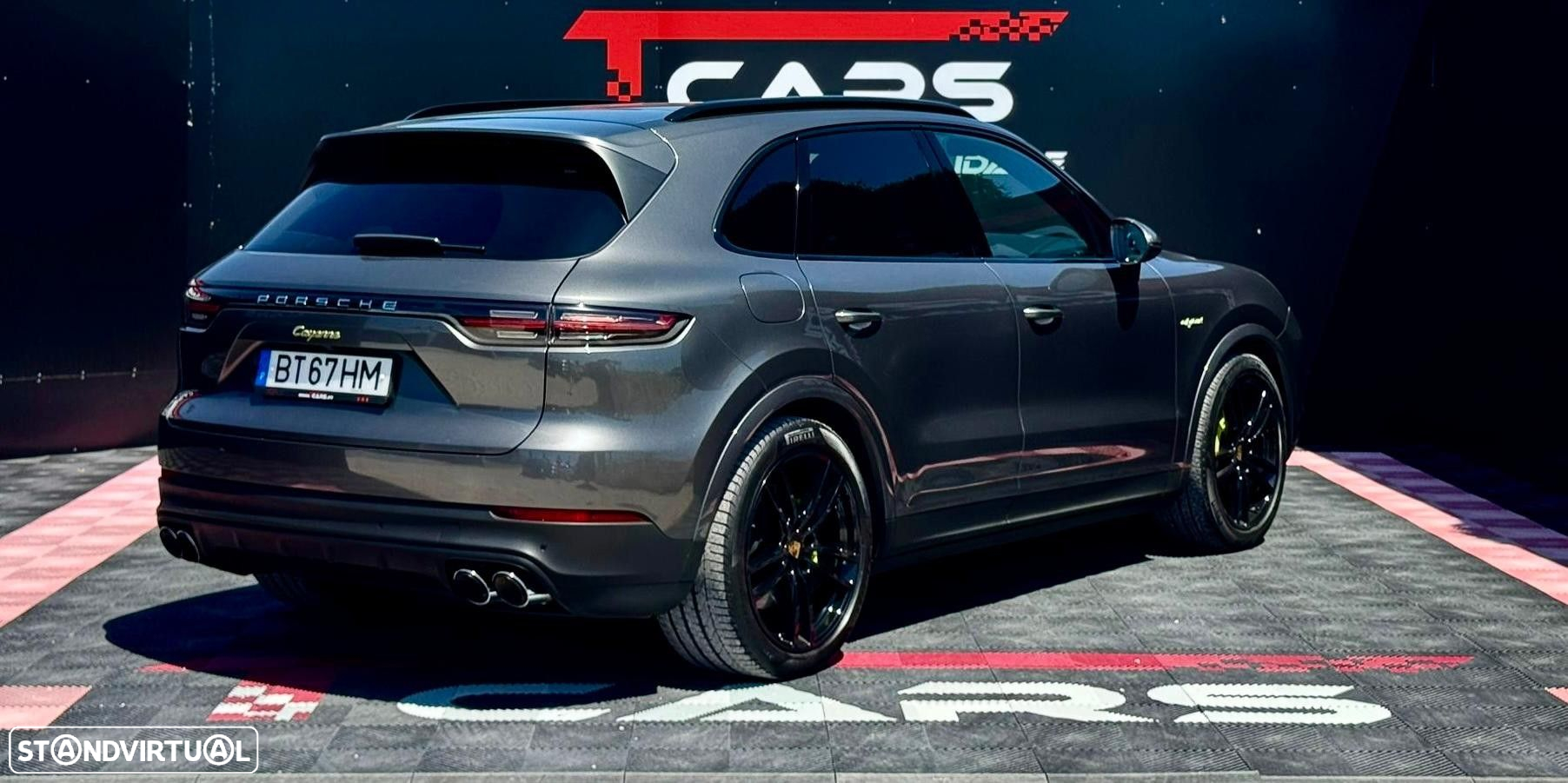 Porsche Cayenne - 3
