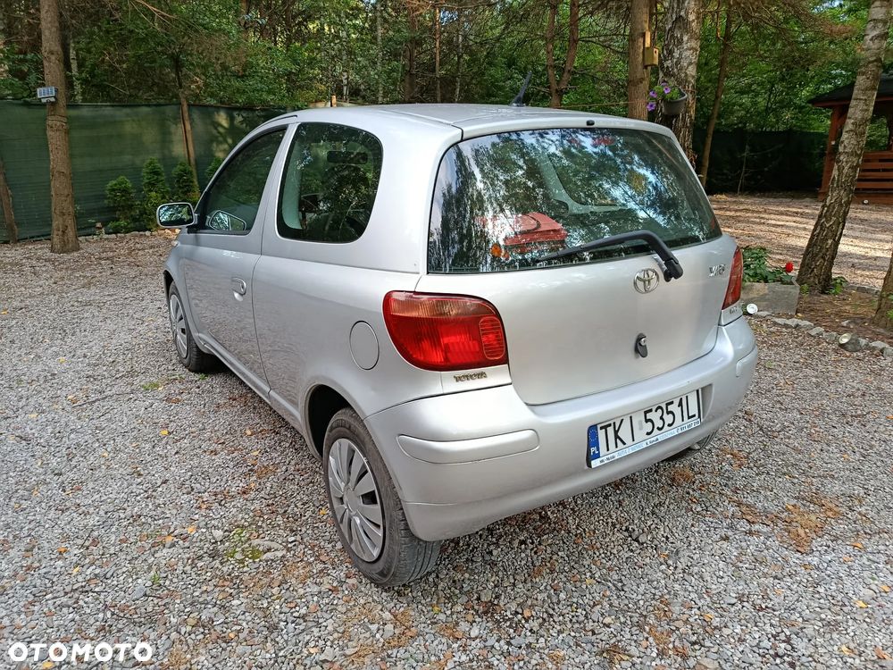 Toyota Yaris 1.0 Sol - 6