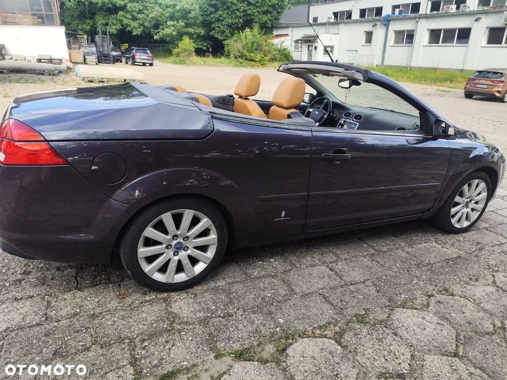 Ford Focus 2.0 16V Titanium - 4