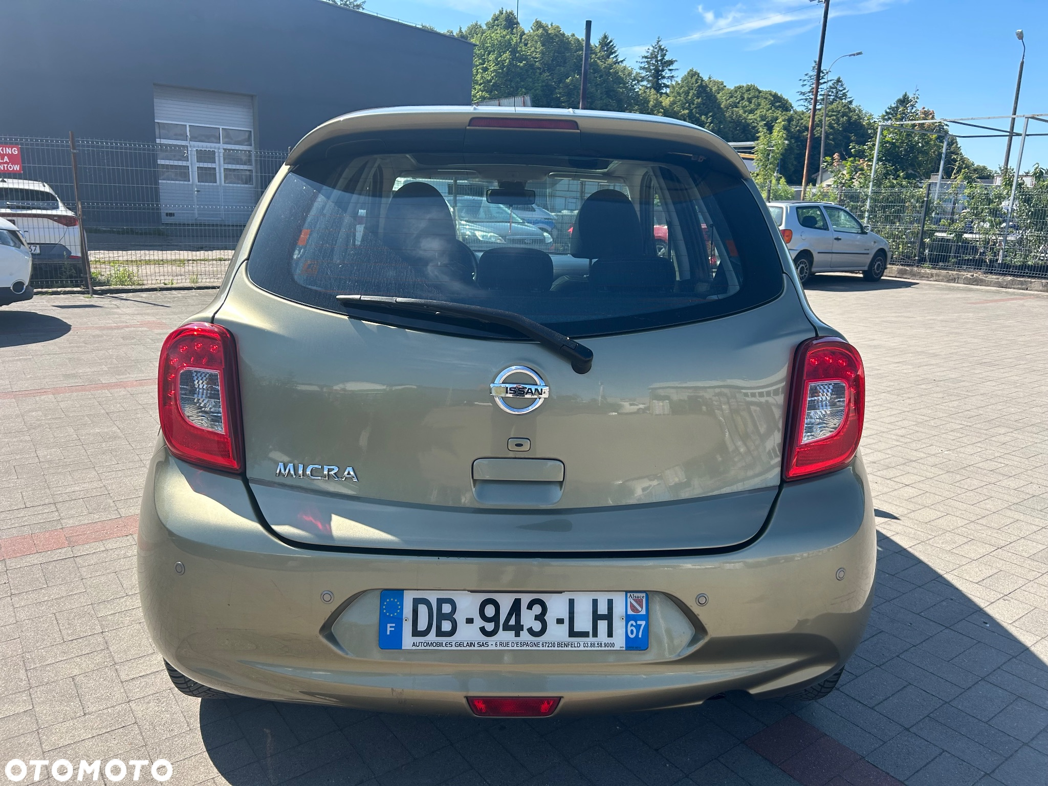 Nissan Micra 1.2 30 Jahre Edition - 17