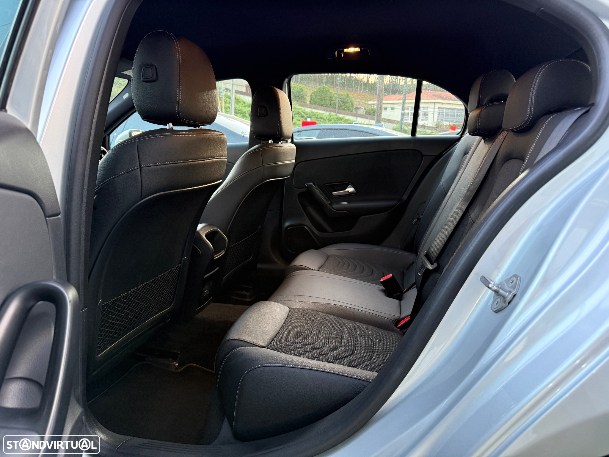 Mercedes-Benz A 180 d Style Plus Aut. - 10