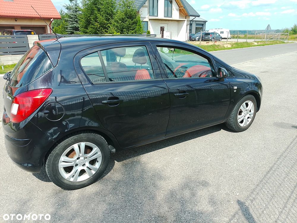 Opel Corsa 1.2 16V Enjoy - 4