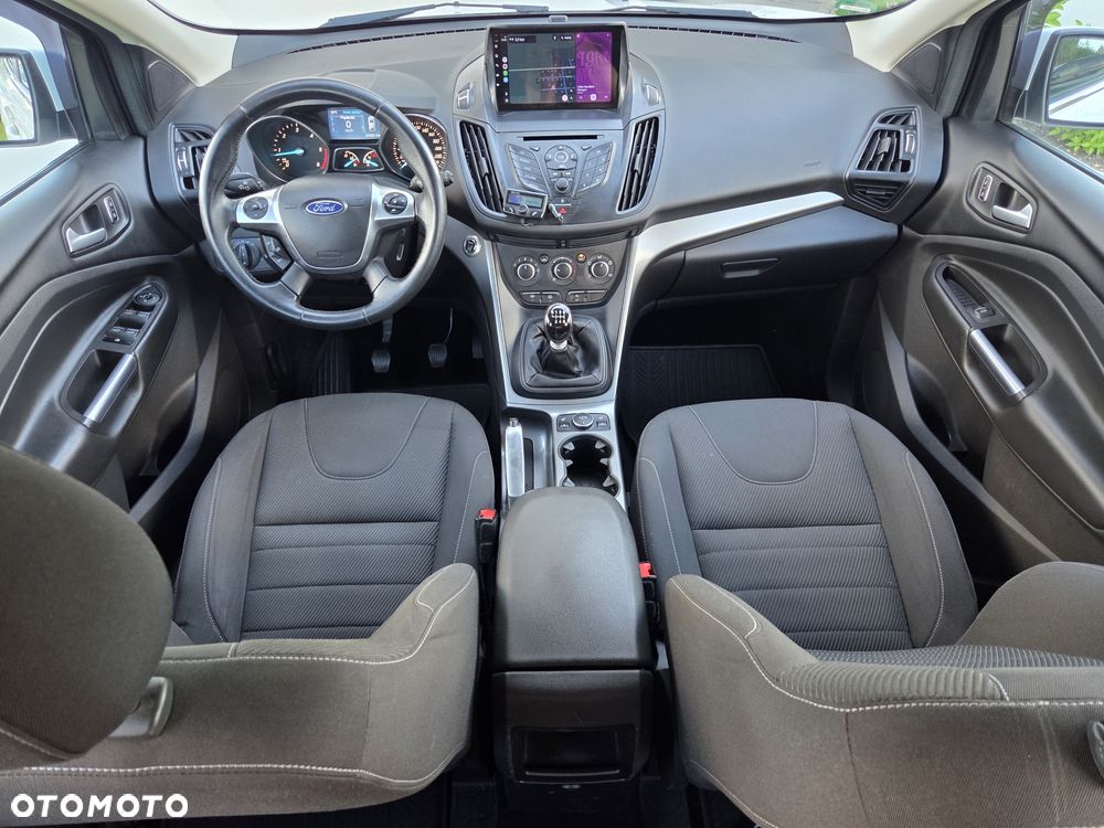 Ford Kuga - 6