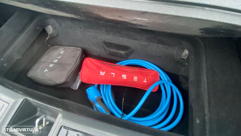 Tesla Model S 75D - 14