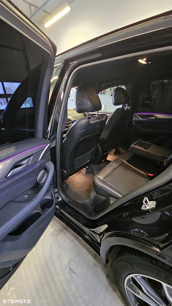 BMW X3 xDrive20d - 12