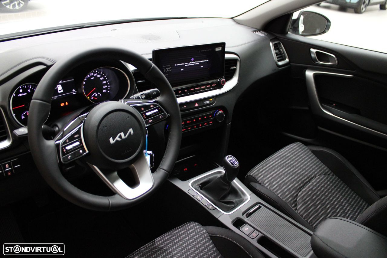 Kia XCeed 1.0 T-GDI Dynamic - 11