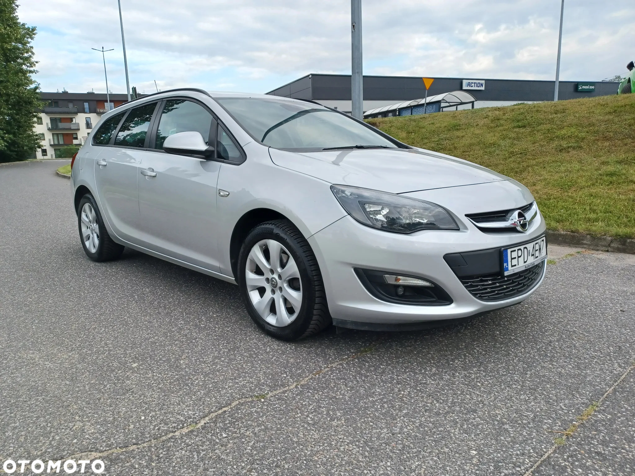 Opel Astra IV 1.6 CDTI Cosmo - 2