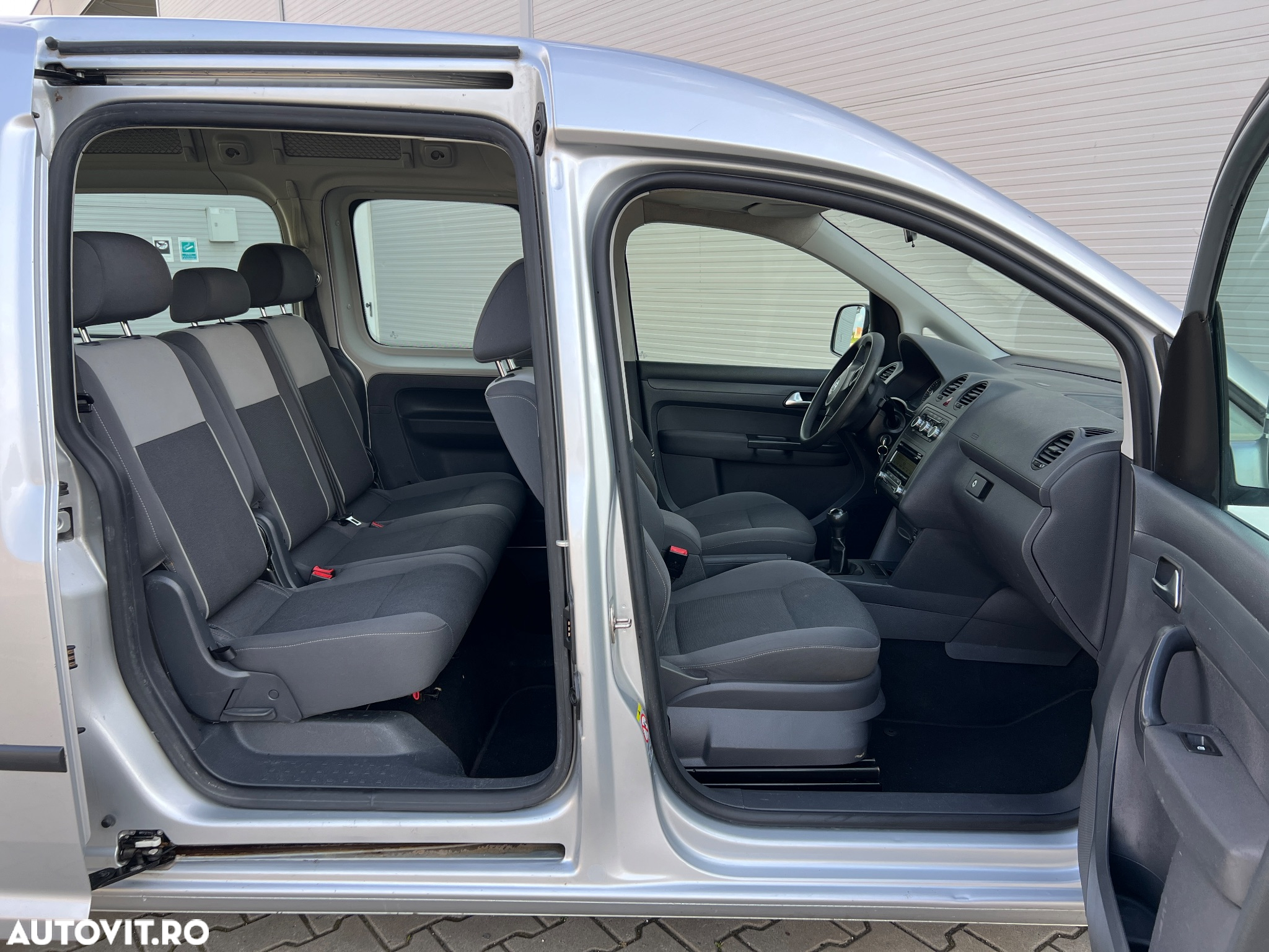 Volkswagen Caddy 1.6 TDI (7-Si.) Edition 30 - 8