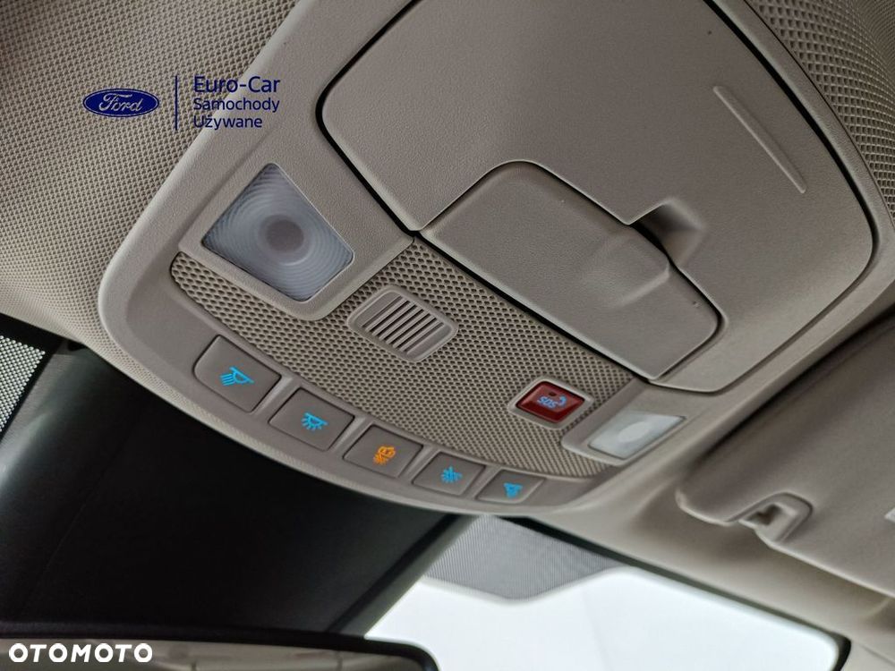 Ford S-Max 2.5 Duratec FHEV TITANIUM - 28