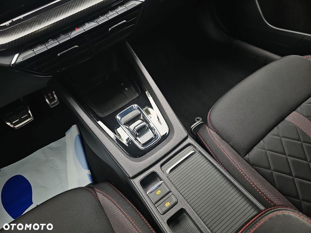 Skoda Octavia 2.0 TDI RS DSG - 18