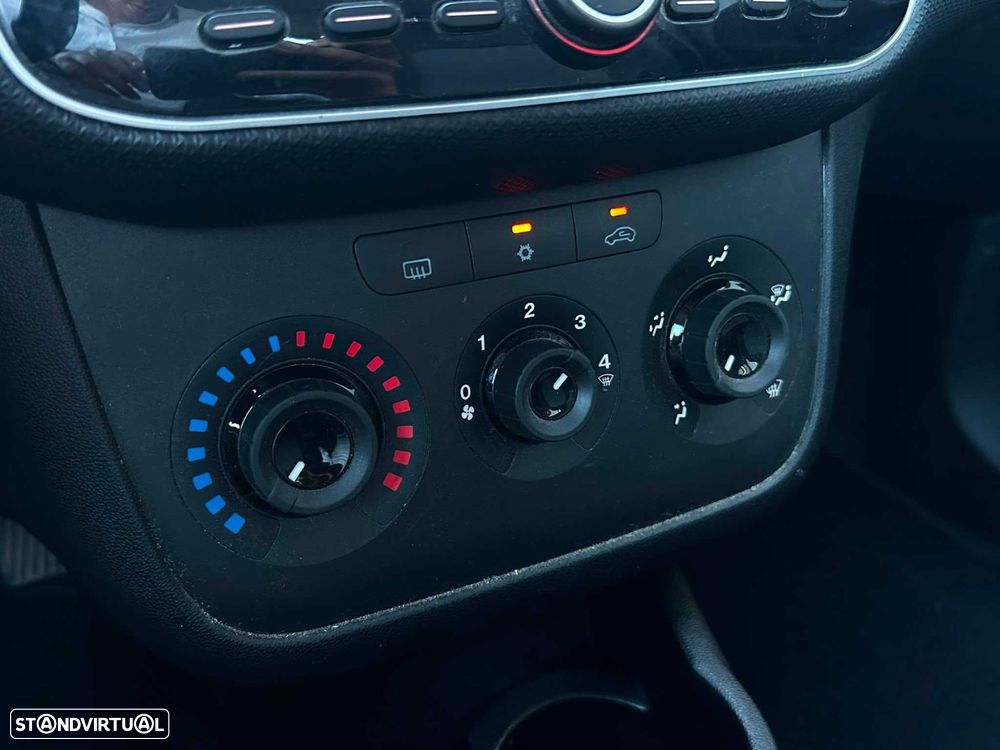 Fiat Punto 1.2 Easy S&S — fotografia 11