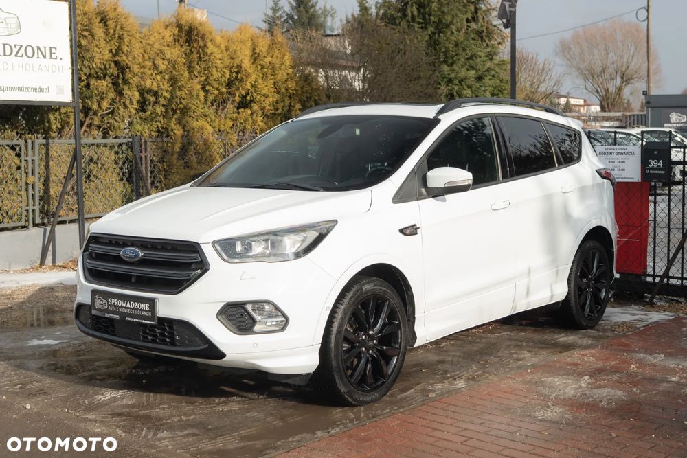 Ford Kuga 1.5 EcoBoost 2x4 ST-Line - 31