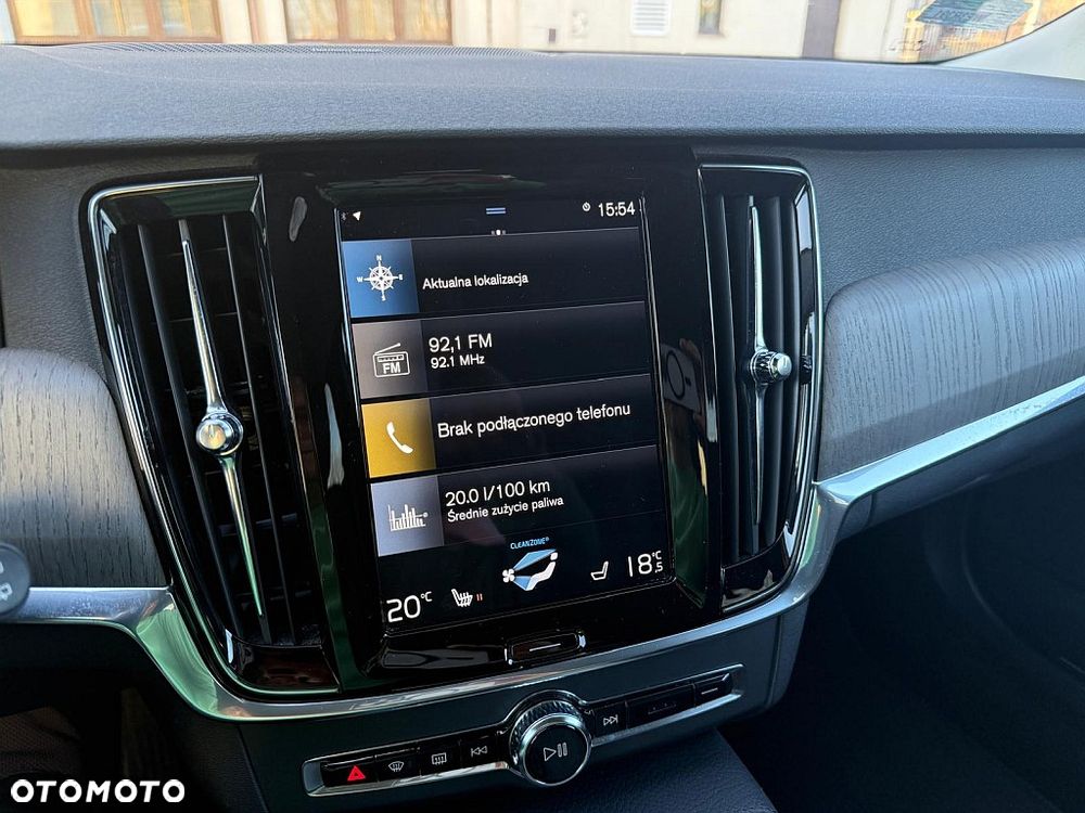 Volvo V90 Cross Country - 16