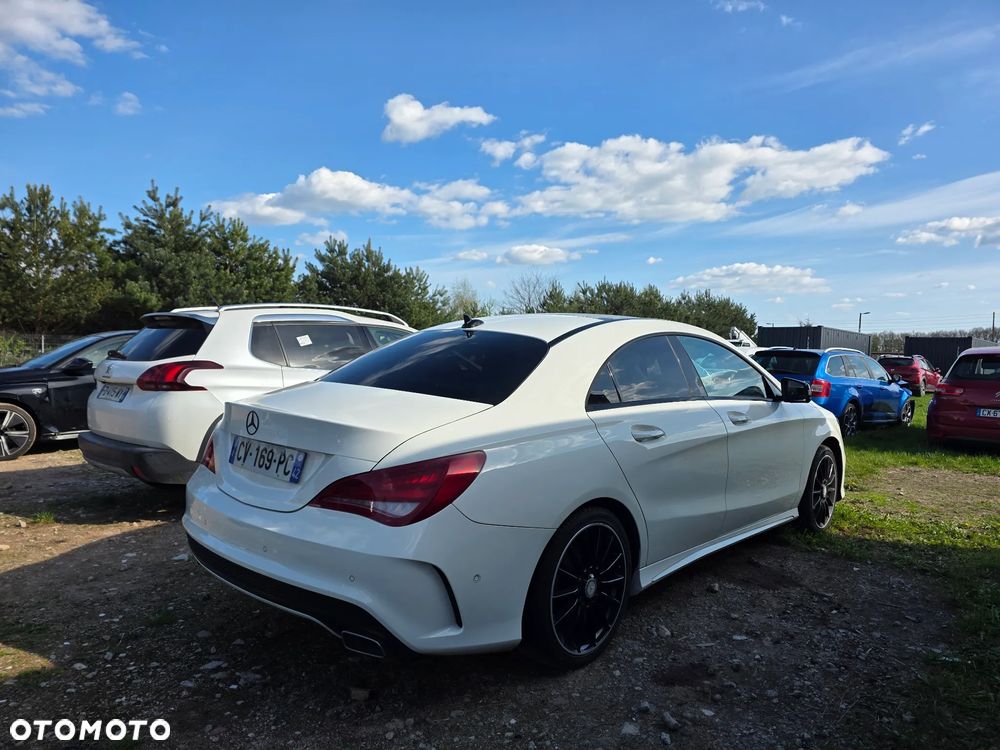 Mercedes-Benz CLA 250 7G-DCT AMG Line - 3