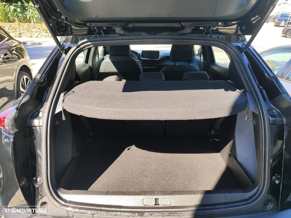Peugeot 2008 1.2 PureTech Active Pack - 9
