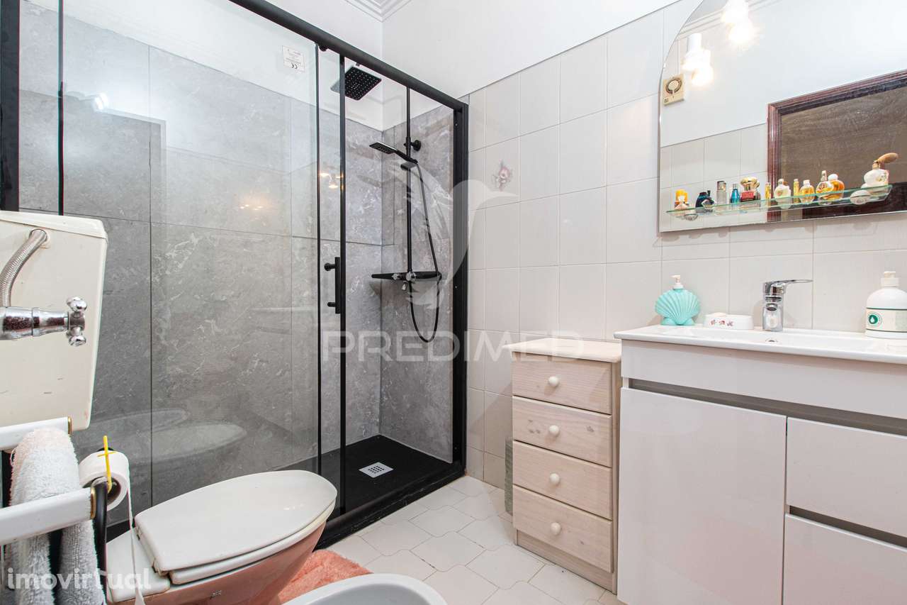 Apartamento T3 situado em Vialonga - Grande imagem: 2/16