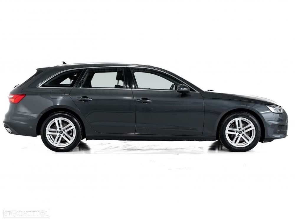 Audi A4 Avant 30 TDI S tronic - 2
