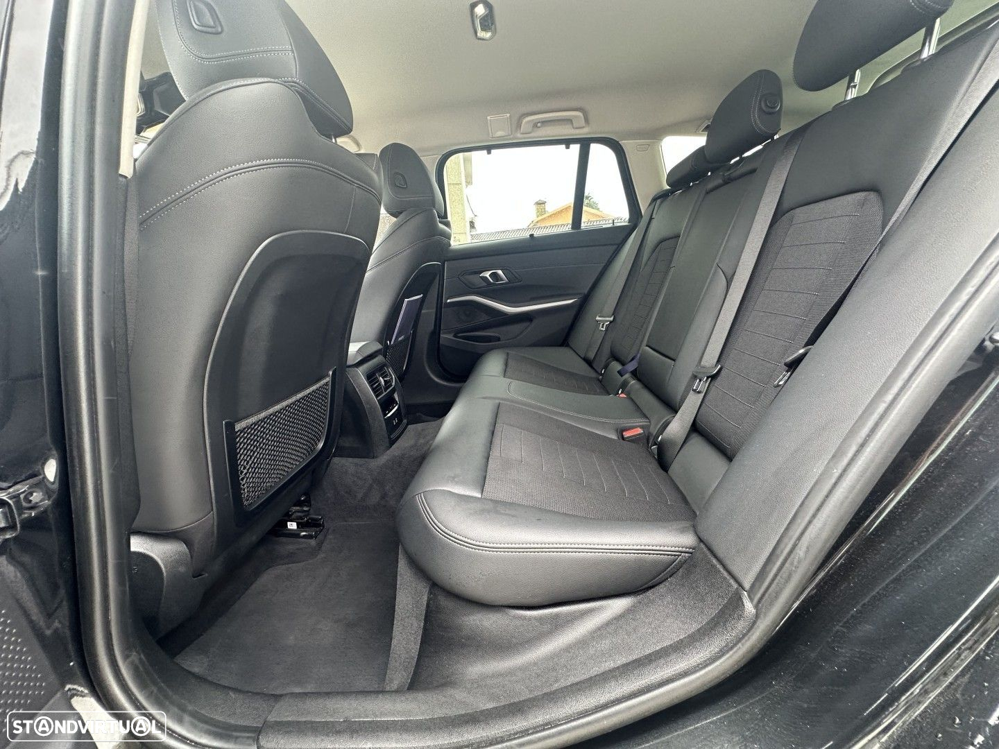 BMW 330 e Touring Aut. Sport Line - 17