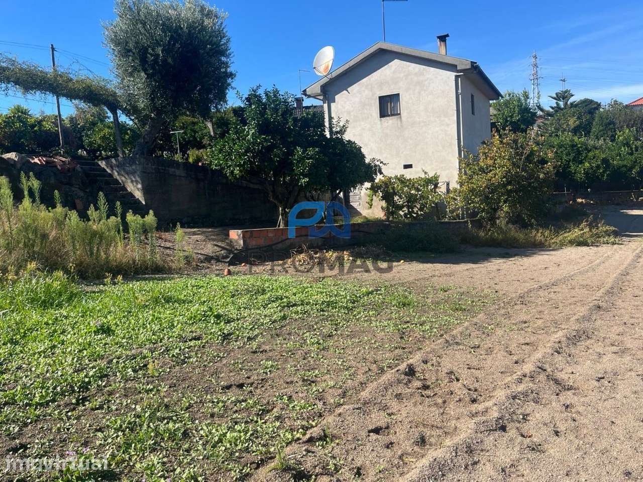 Casa térrea com terreno - Grande imagem: 4/51