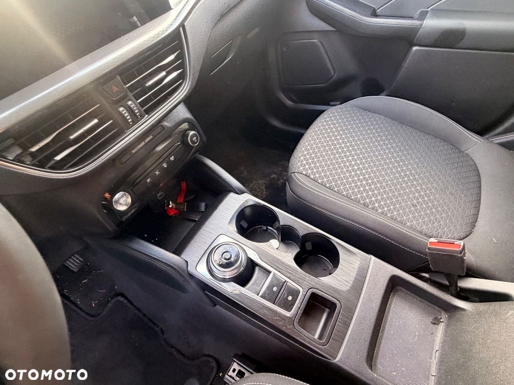 Ford Kuga 2.5 Duratec FHEV TITANIUM - 17