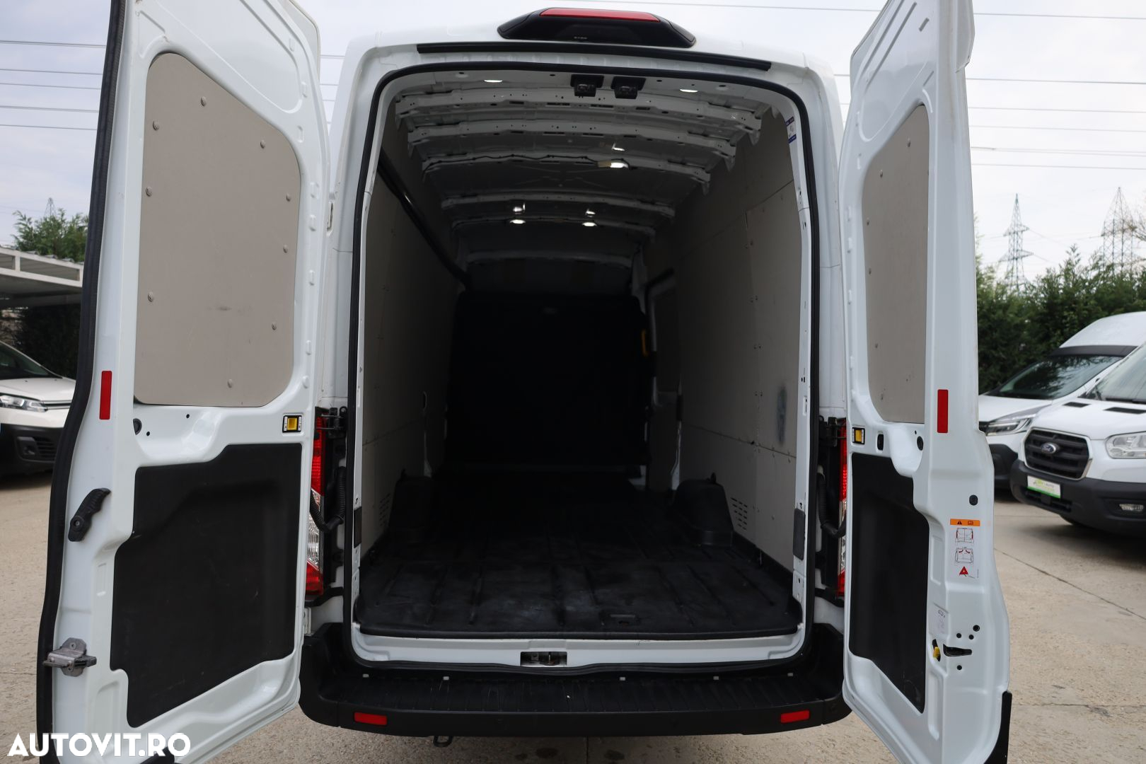 Ford Transit L4H3 - 14