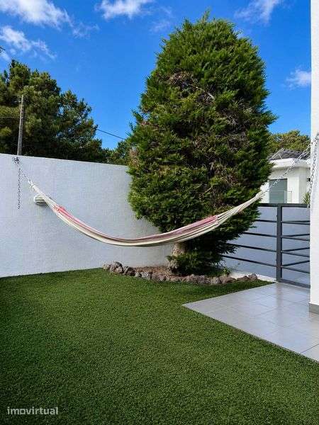 Moradia T4 independente | Garagem | Piscina | Excelentes Áreas - Grande imagem: 5/12