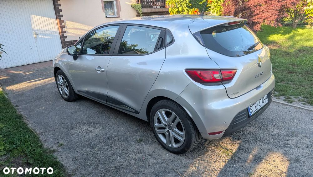 Renault Clio - 6