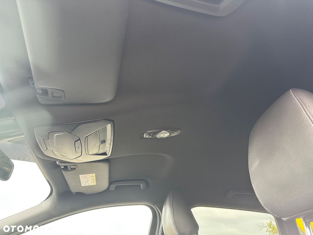 Ford Kuga 2.0 TDCi AWD ST-Line - 17