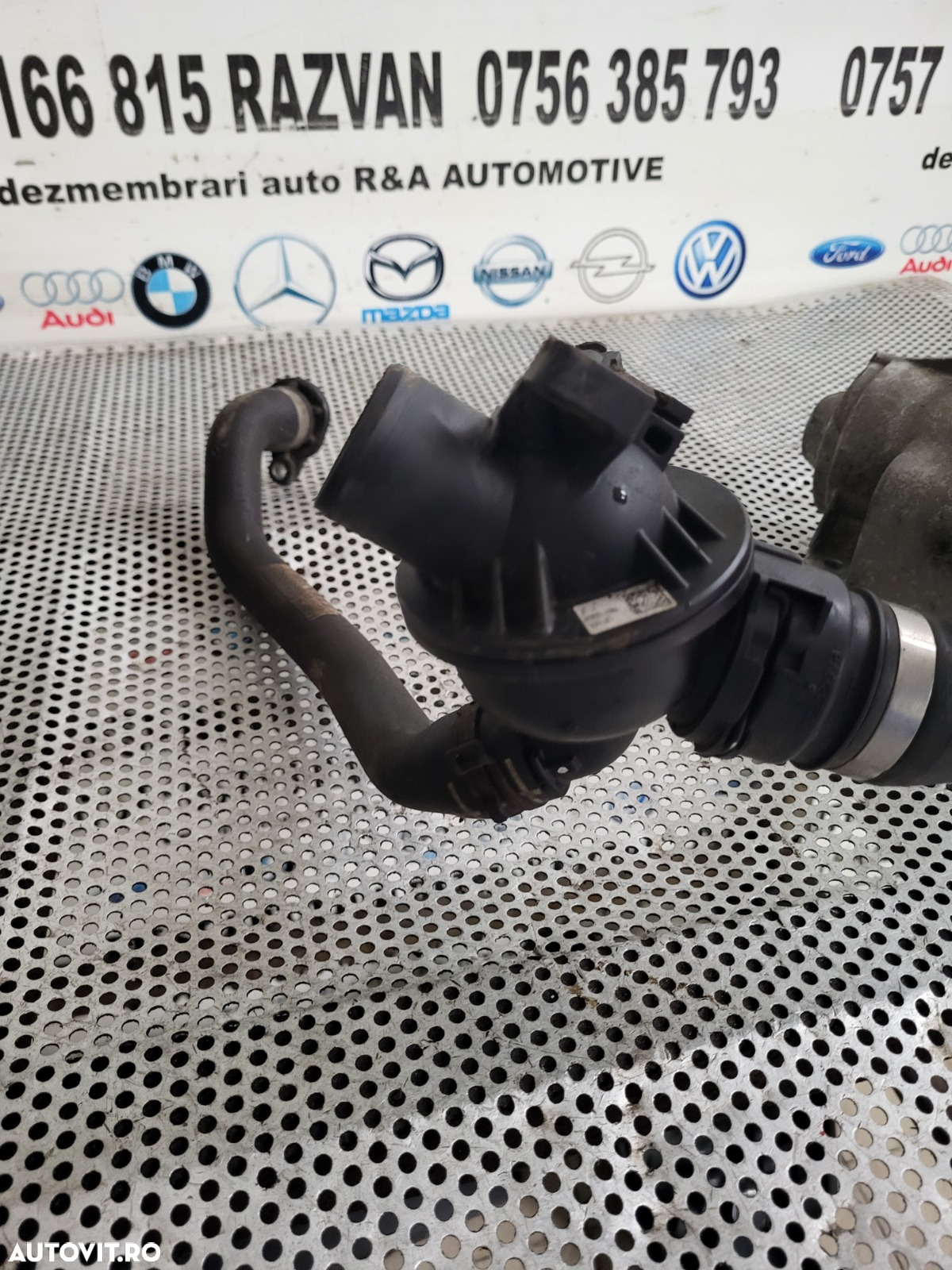 Corp Termostat Bmw F10 F11 F06 F12 F13 3.0 3.5 4.0 Benzina Motor N55B30 An 2012-2013-2014-2015-2016 - 2