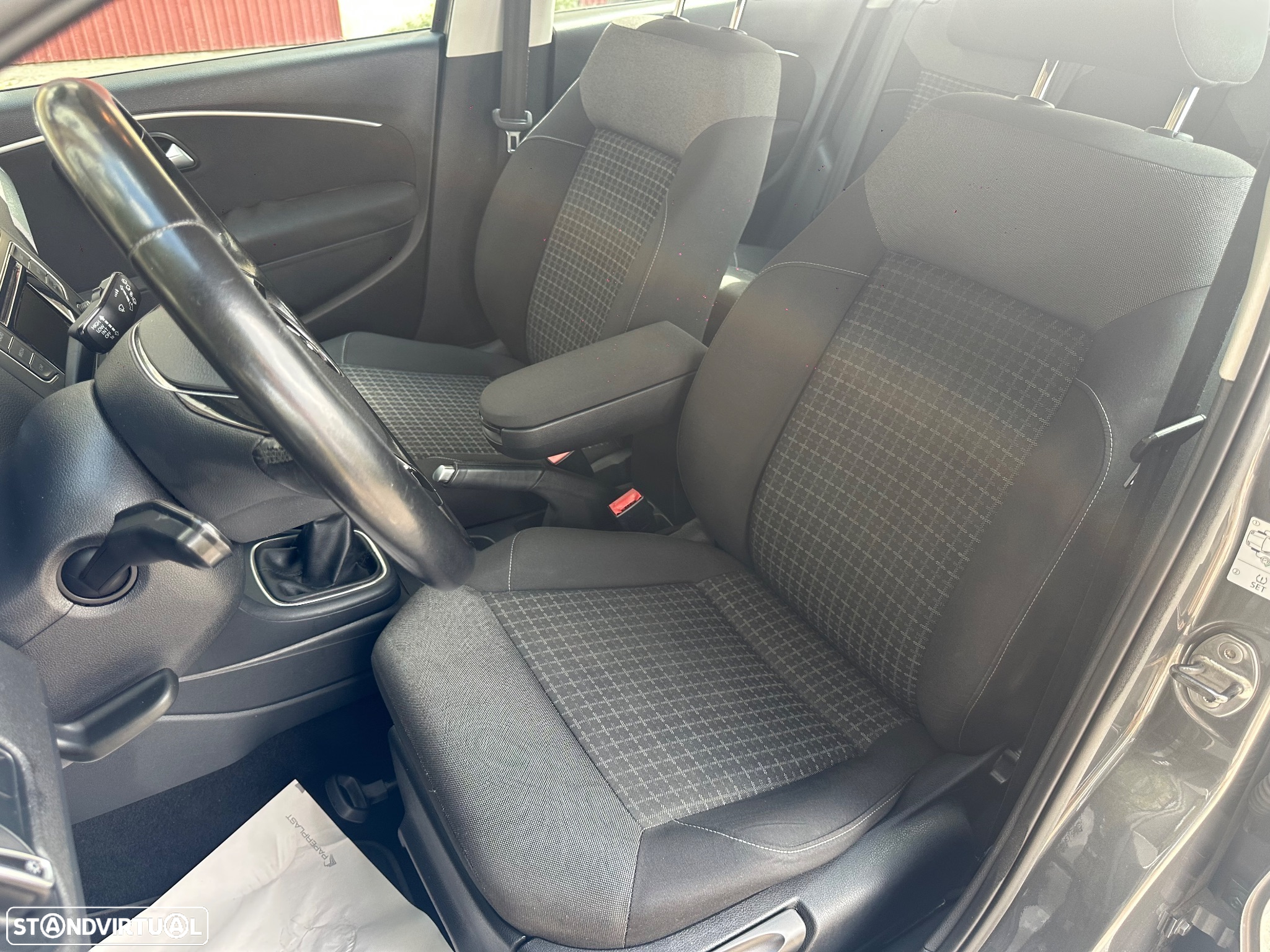 VW Polo 1.4 TDi BlueMotion - 8