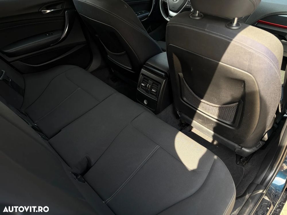BMW Seria 1 120d Sport Line - 13