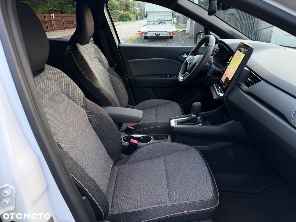 Renault Captur TCe Mild Hybrid 160 EDC EVOLUTION - 12