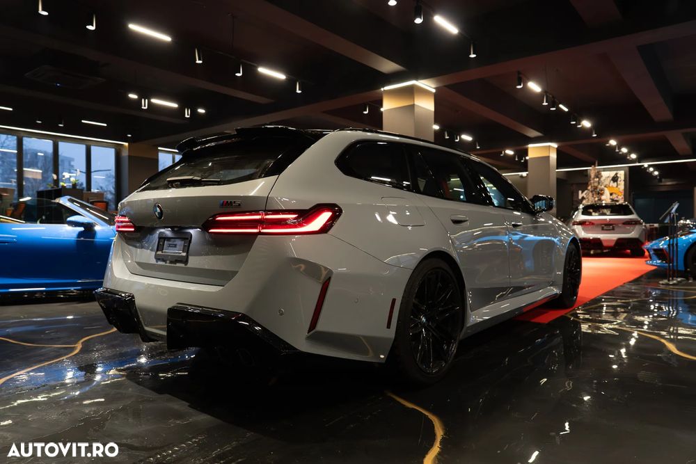 BMW M5 xDrive - 22