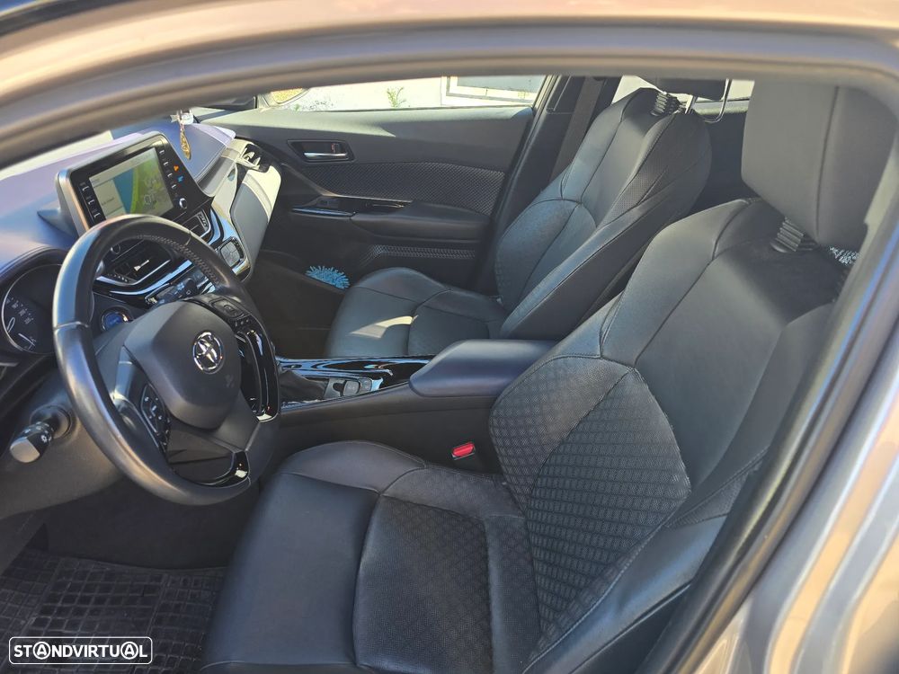 Toyota C-HR 2.0 Hybrid Lounge - 13