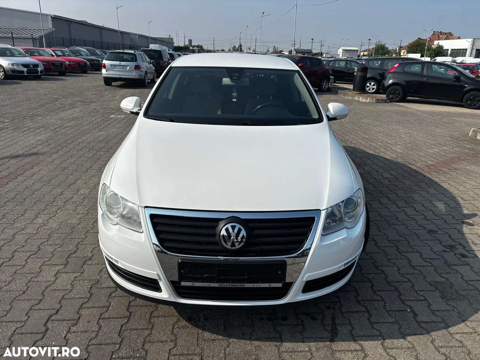 Volkswagen Passat - 19
