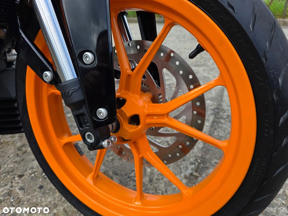 KTM Duke 390 - 16