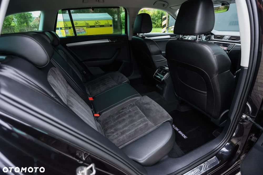 Skoda Superb 2.0 TDI 4x4 DSG Premium Edition - 25