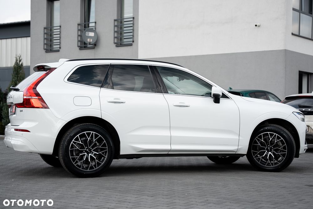 Volvo XC 60 B4 D Geartronic Momentum Pro - 13