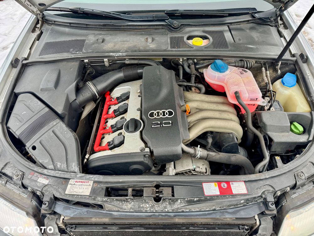 Audi A4 Limousine - 7