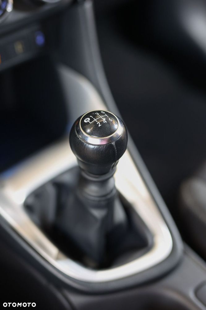 Toyota Yaris - 15
