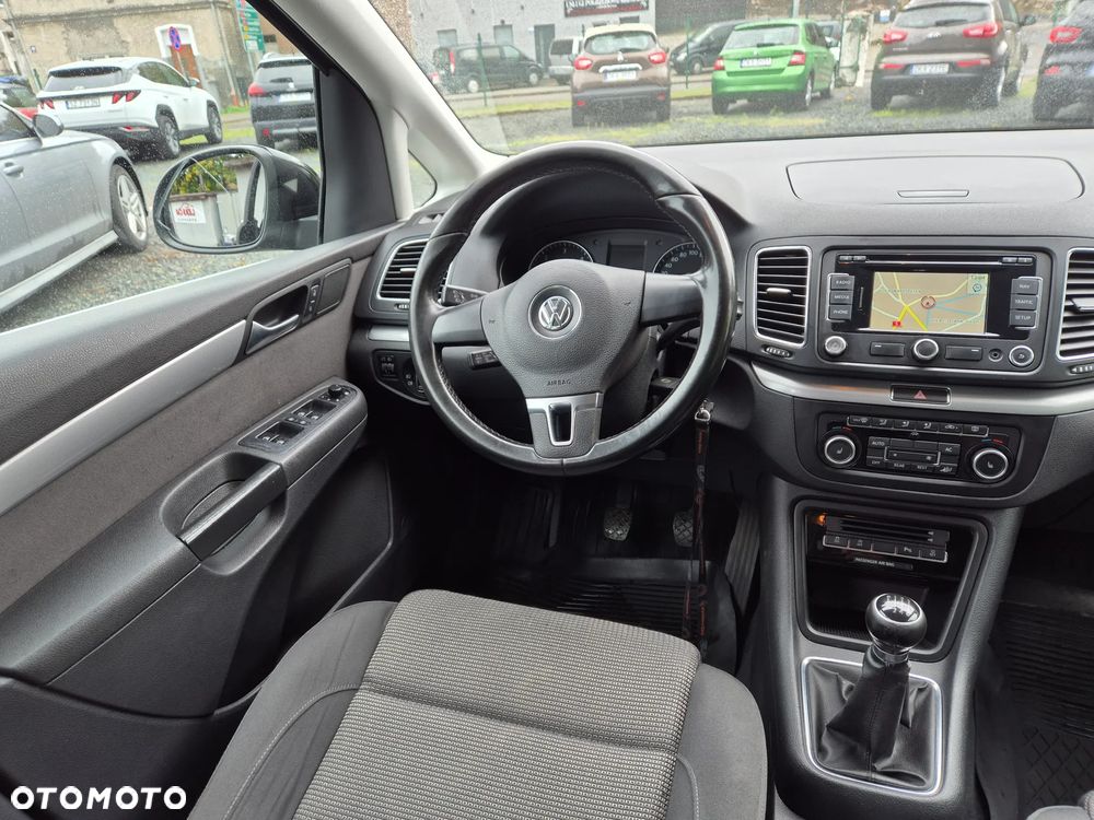 Volkswagen Sharan 2.0 TDI DPF BlueMotion Comfortline - 31