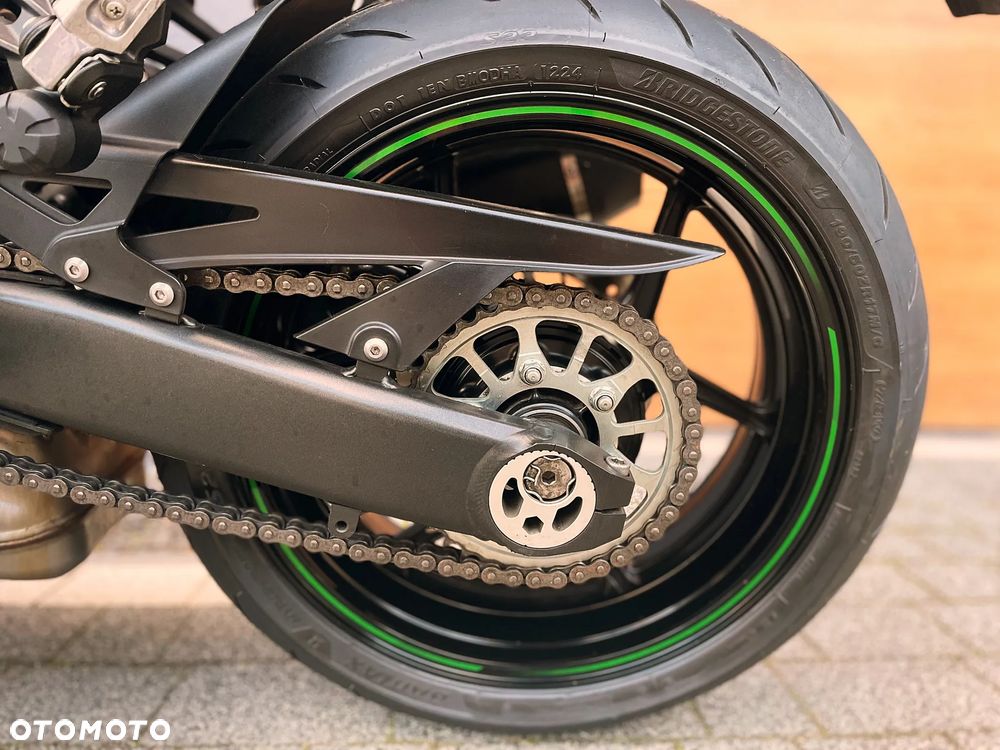 Kawasaki Ninja 1000 SX - 11