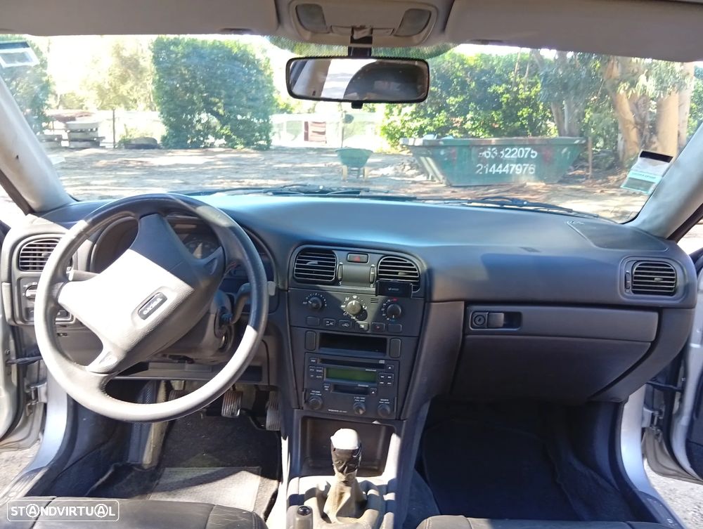 Volvo S40 1.9 D CR - 6