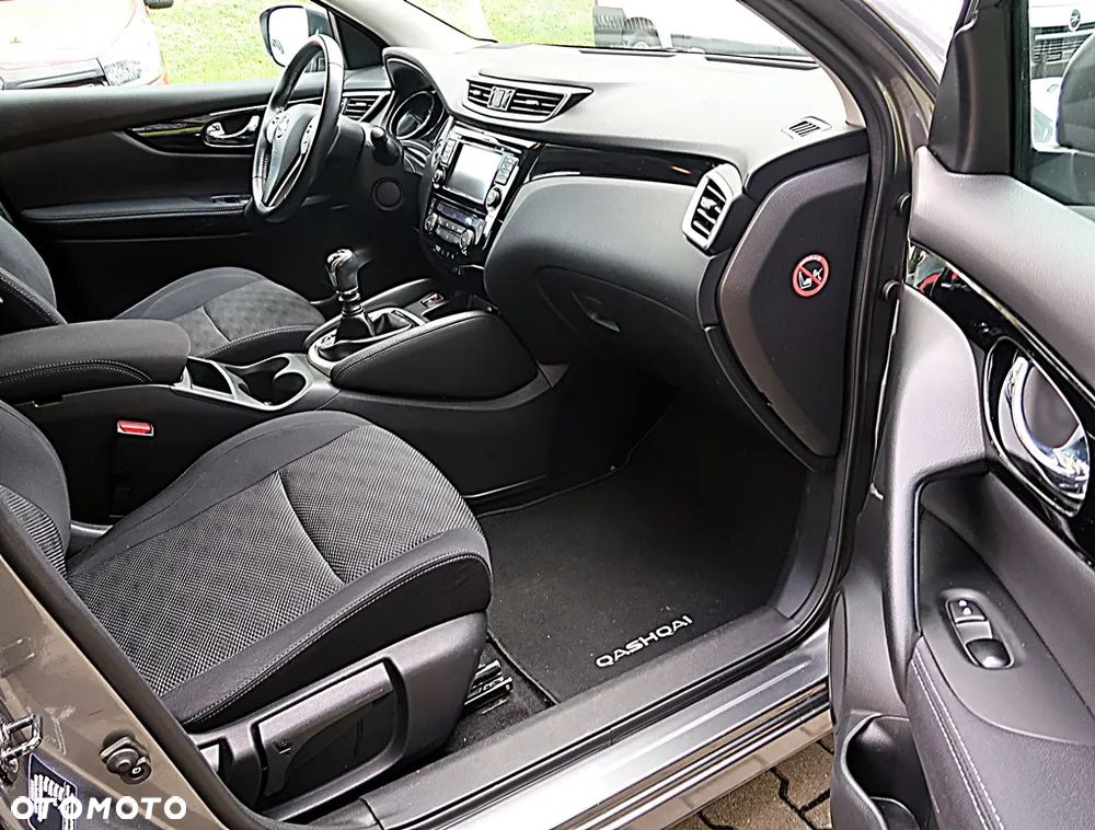 Nissan Qashqai 1.6 Tekna S/S - 7