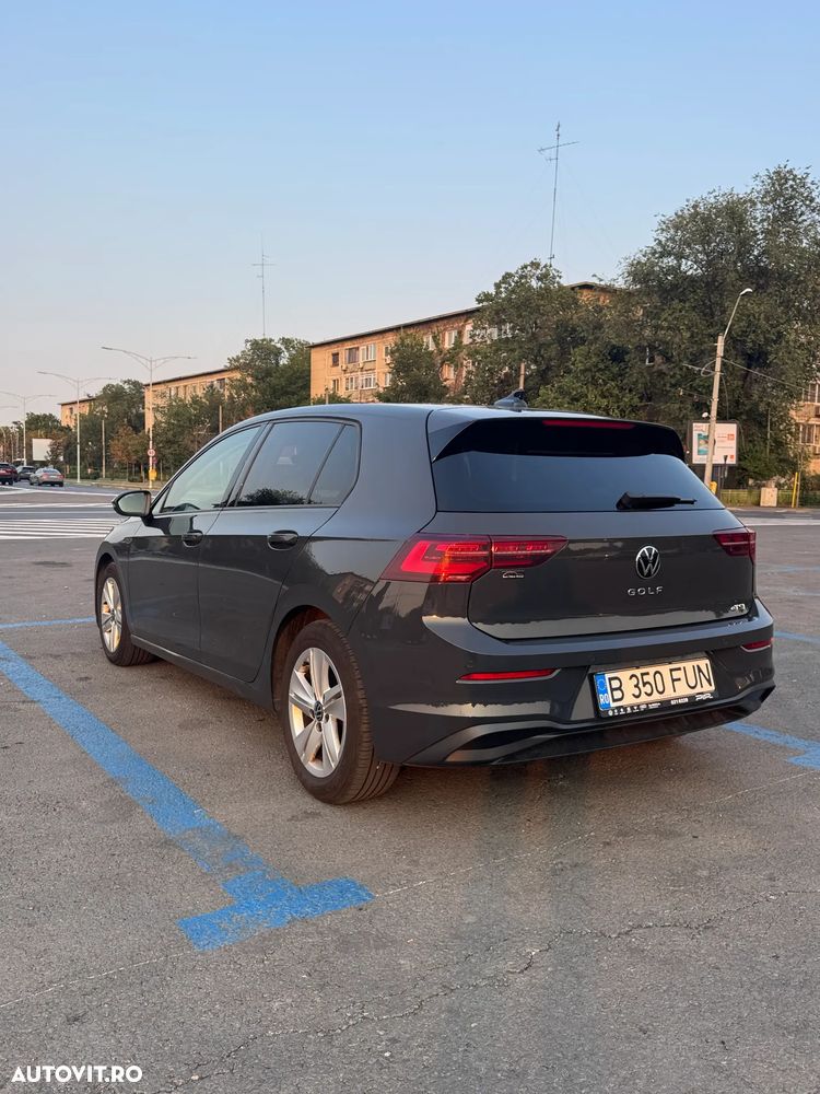 VOLKSWAGEN Golf 2021 — imagine 5